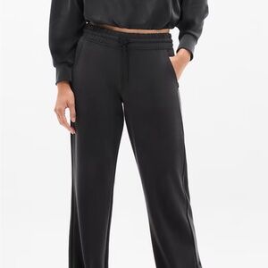 ATHLETA Seasoft Mid Rise Straight Pant | Small Petite